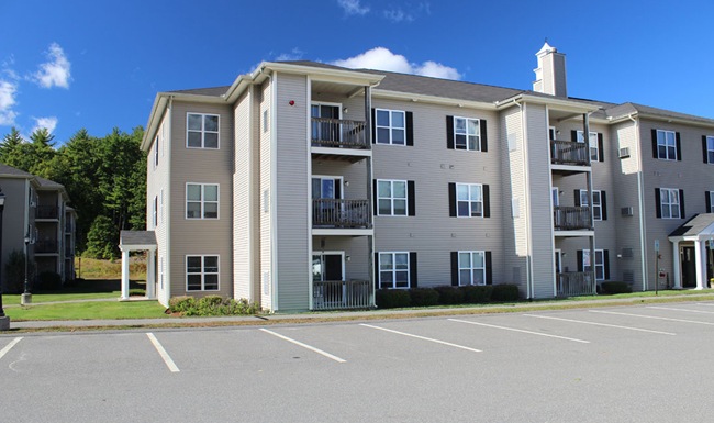 small ad Bowers Landing Exterior